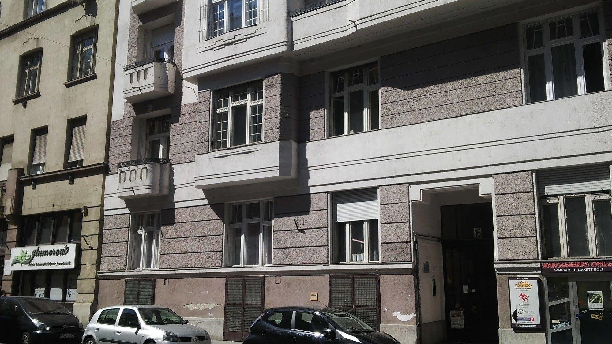 Downtown Apartments Budapest Exteriör bild